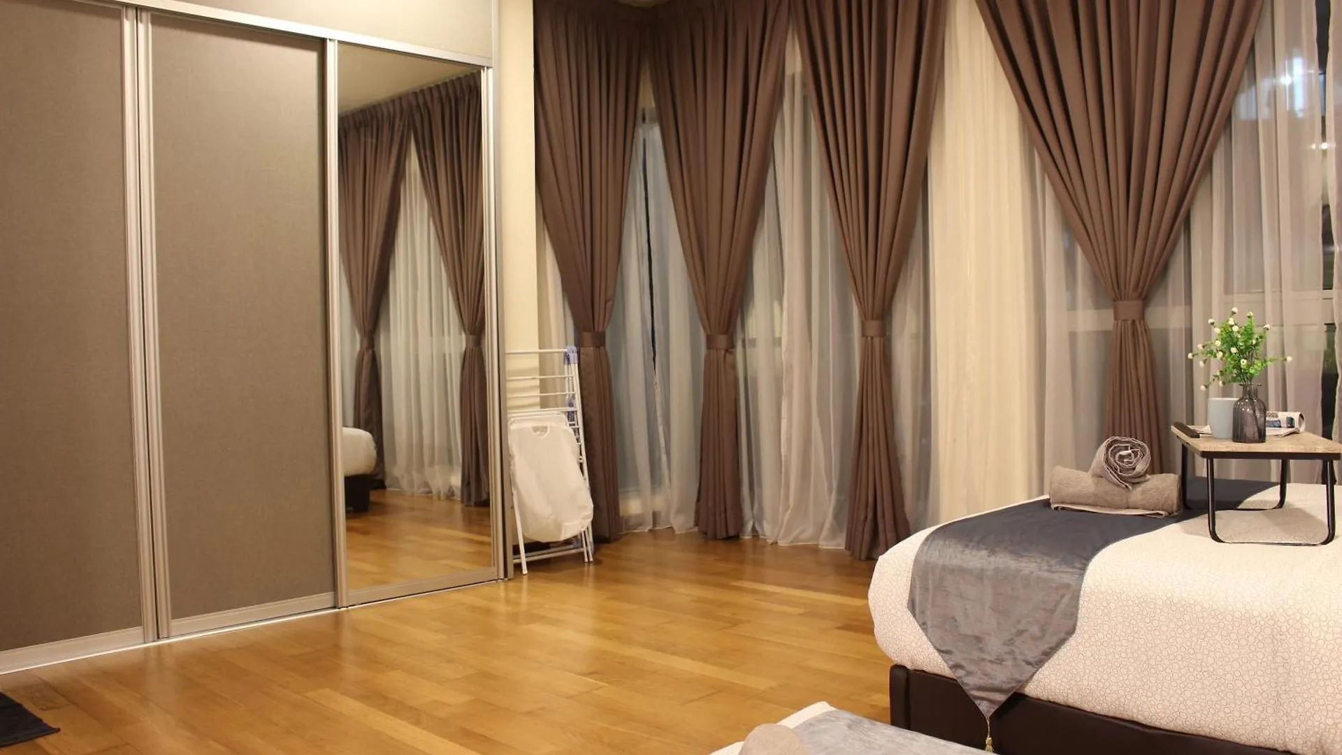 ✦Time & Traveller✦Regalia Suites And Residence✦Klcc View Infinity Pool✦双子塔无边泳池 Kuala Lumpur Malesia