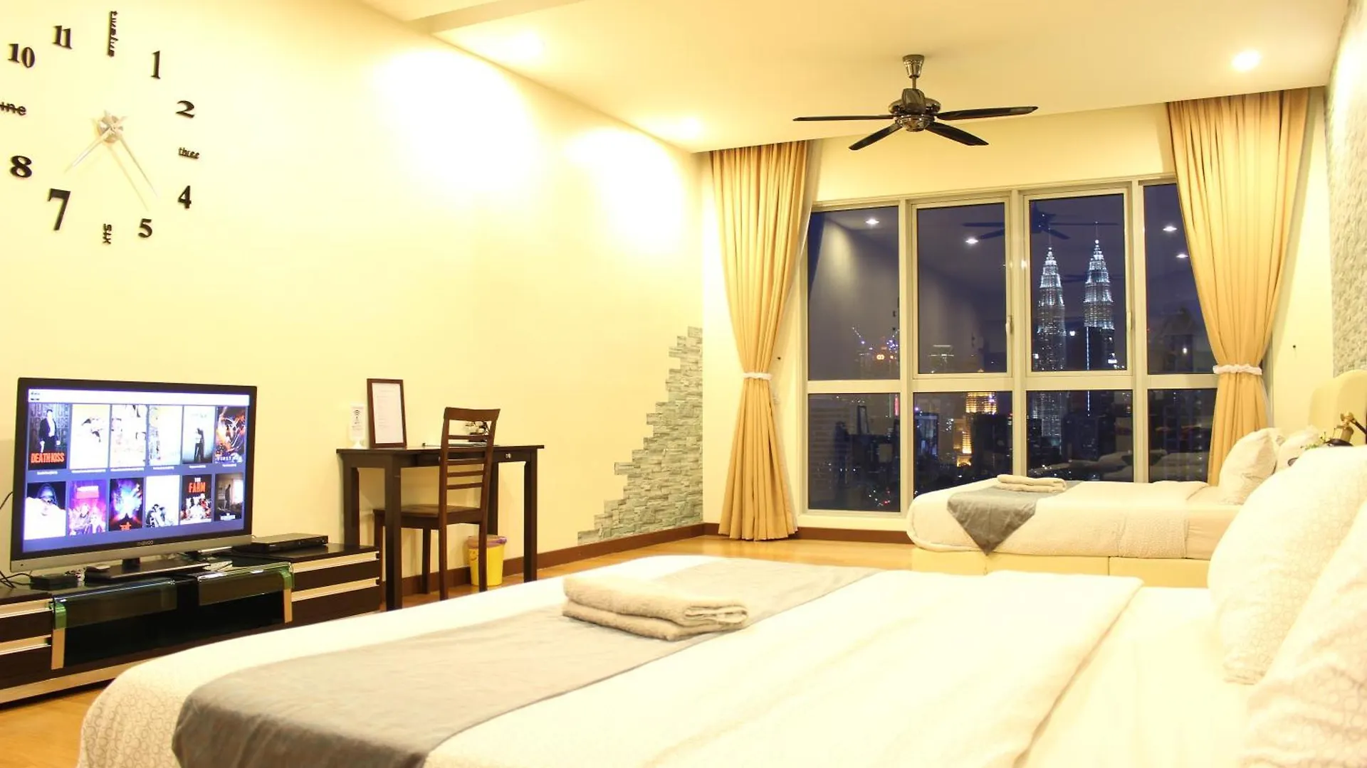 ✦Time & Traveller✦Regalia Suites And Residence✦Klcc View Infinity Pool✦双子塔无边泳池 Kuala Lumpur Malesia