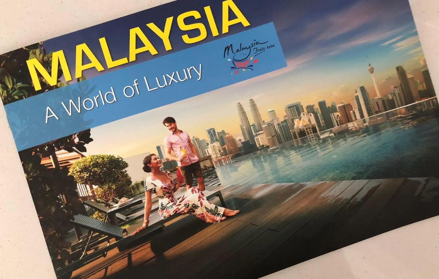 ✦Time & Traveller✦Regalia Suites And Residence✦Klcc View Infinity Pool✦双子塔无边泳池 Kuala Lumpur Apartment